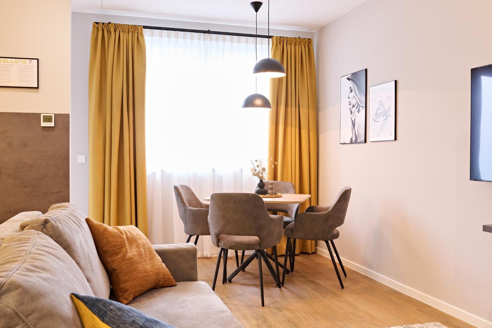 Xzllenz Traum Studio-Apartment, Frei-Parken, U-Bahn, Kueche Nürnberg Eksteriør billede