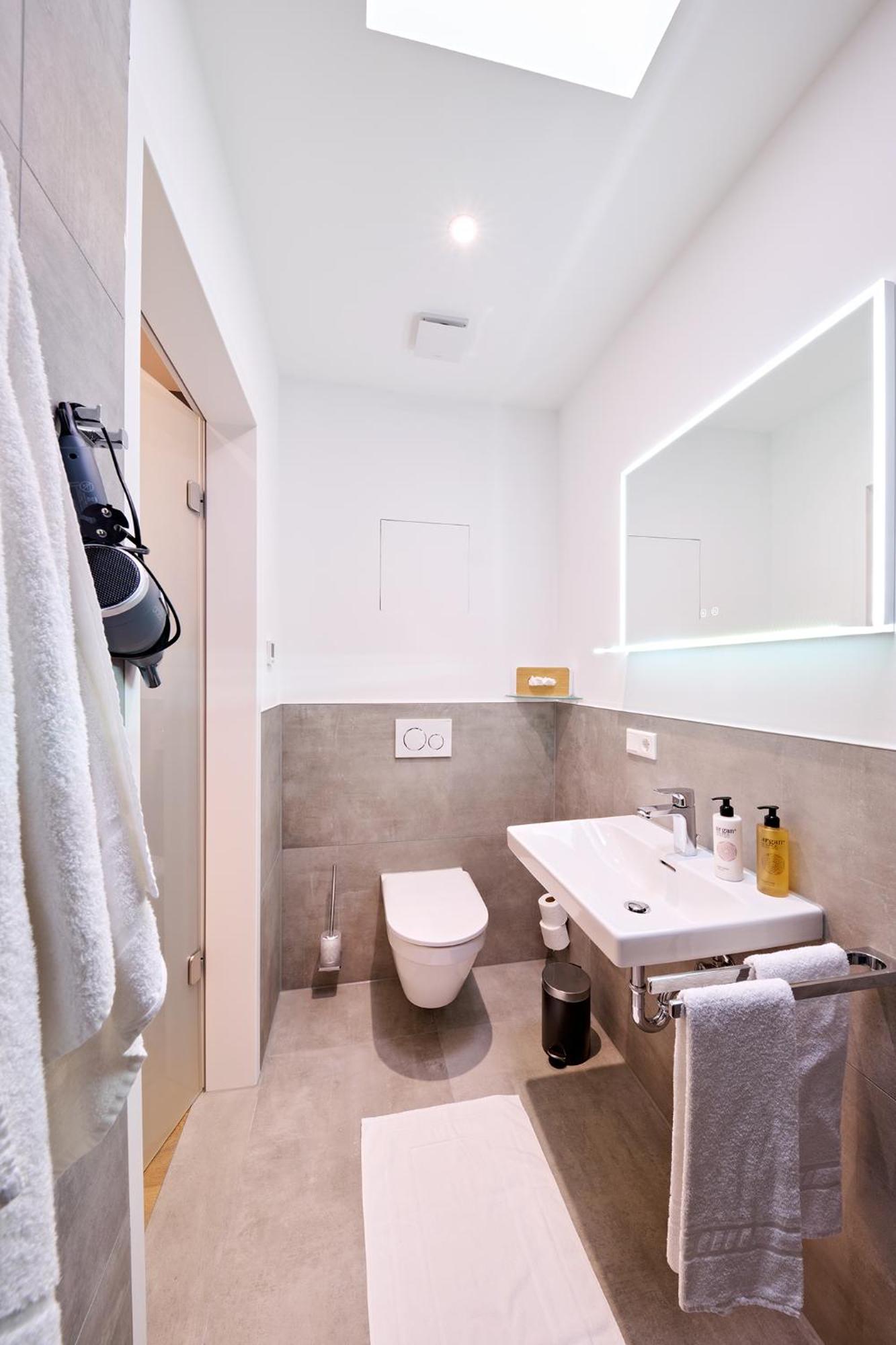 Xzllenz Traum Studio-Apartment, Frei-Parken, U-Bahn, Kueche Nürnberg Eksteriør billede